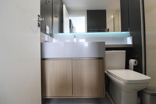 Banheiro da suíte de apartamento para alugar com 2 quartos, 52m² em Pechincha, Rio de Janeiro