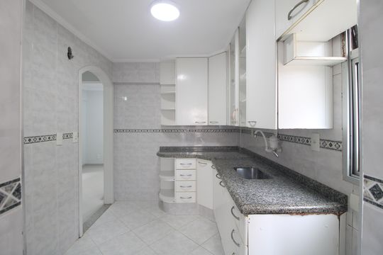 Cozinha de apartamento para alugar com 2 quartos, 58m² em Vila Emir, São Paulo