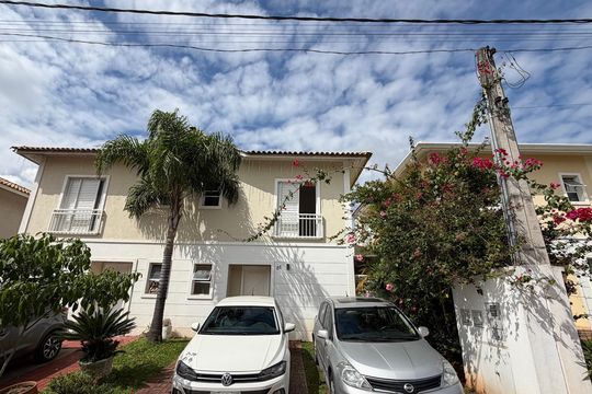 Casa de Condomínio para alugar com 2 quartos, 90m² em Vila Appia Antica, Carapicuíba