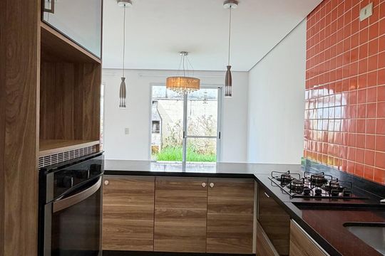 Casa de Condomínio para alugar com 2 quartos, 90m² em Vila Appia Antica, Carapicuíba