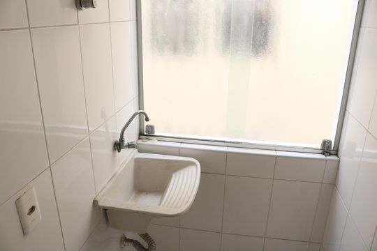 Área de Serviço de apartamento para alugar com 2 quartos, 57m² em Lapa de Baixo, São Paulo