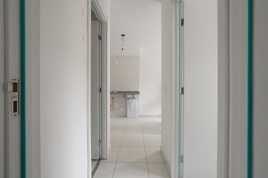 Corredor de apartamento à venda com 2 quartos, 38m² em Chácara Klabin, São Paulo