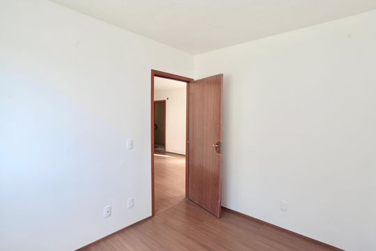 Quarto 2 de apartamento para alugar com 2 quartos, 43m² em Tres Barras, Contagem