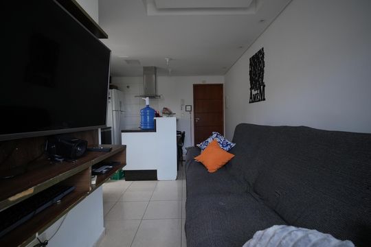 Sala de apartamento para alugar com 2 quartos, 96m² em Jardim Santo Alberto, Santo André
