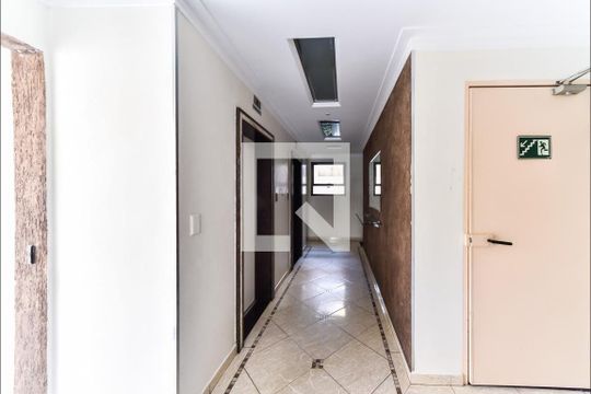 Área comum - Hal de apartamento para alugar com 3 quartos, 70m² em Nova Petrópolis, São Bernardo do Campo