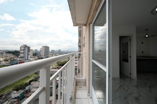 Sala/Cozinha de apartamento à venda com 1 quarto, 24m² em Vila Ré, São Paulo