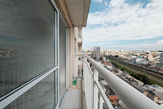 Sala/Cozinha de apartamento à venda com 1 quarto, 24m² em Vila Ré, São Paulo