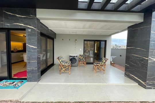 Casa à venda com 3 quartos, 233m² em Scharlau, São Leopoldo