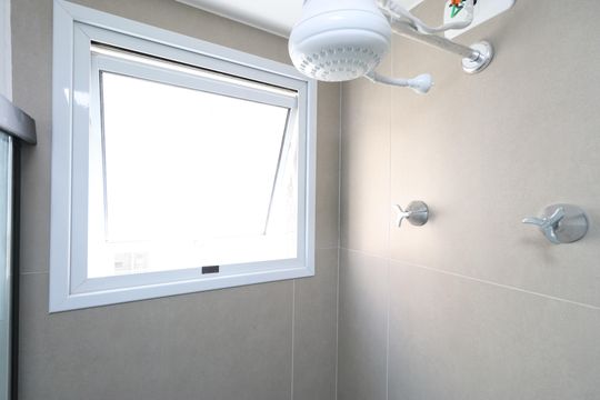 Banheiro de apartamento para alugar com 2 quartos, 35m² em Pompeia, São Paulo