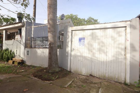 Placa/fachada de casa à venda com 2 quartos, 48m² em Olaria, Canoas