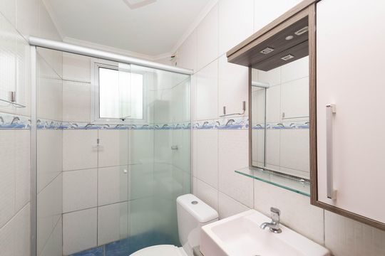 Banheiro de apartamento para alugar com 2 quartos, 82m² em Bom Sucesso, Gravataí