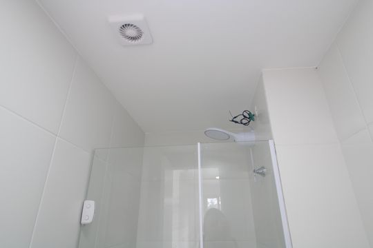 Banheiro de apartamento para alugar com 2 quartos, 35m² em Socorro, São Paulo