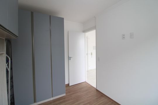 Quarto 1 de apartamento para alugar com 2 quartos, 35m² em Socorro, São Paulo