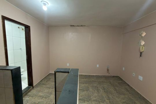 Sala e cozinha  de apartamento para alugar com 2 quartos, 50m² em Taguatinga, Brasília