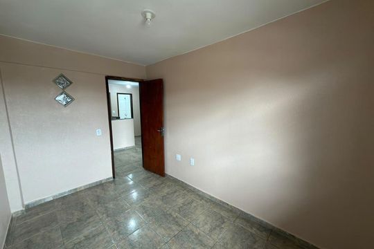 Quarto 02 de apartamento para alugar com 2 quartos, 50m² em Taguatinga, Brasília