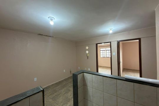 Sala e cozinha  de apartamento para alugar com 2 quartos, 50m² em Taguatinga, Brasília