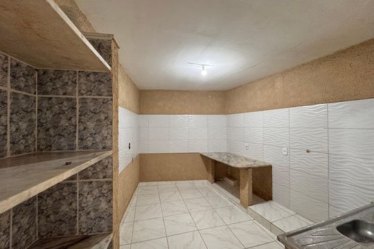 Cozinha e Área de Serviço de casa para alugar com 2 quartos, 70m² em Recreio dos Bandeirantes, Rio de Janeiro