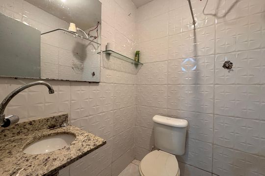 Banheiro Social de casa para alugar com 2 quartos, 70m² em Recreio dos Bandeirantes, Rio de Janeiro