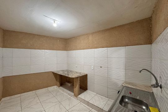 Cozinha e Área de Serviço de casa para alugar com 2 quartos, 70m² em Recreio dos Bandeirantes, Rio de Janeiro
