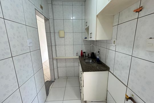 Cozinha de apartamento para alugar com 2 quartos, 46m² em Del Castilho, Rio de Janeiro