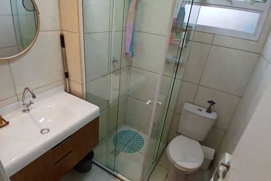 Banheiro de apartamento à venda com 2 quartos, 48m² em Jardim Ampliacao, São Paulo