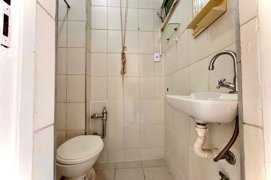 Banheiro de kitnet/studio à venda com 1 quarto, 23m² em Flamengo, Rio de Janeiro