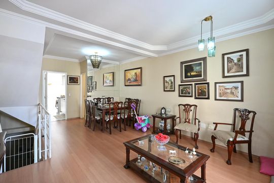 Casa de Condomínio à venda com 3 quartos, 156m² em Jardim Monte Kemel, São Paulo
