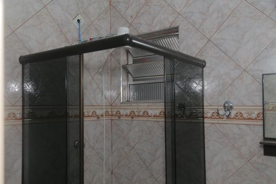 Box do banheiro de casa para alugar com 2 quartos, 70m² em Vila Curuçá Velha, São Paulo