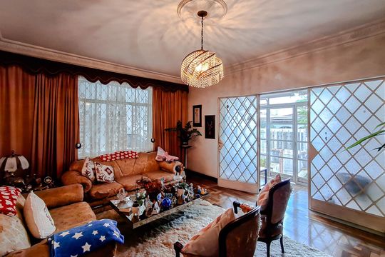 Casa à venda com 3 quartos, 130m² em Jardim da Gloria, São Paulo