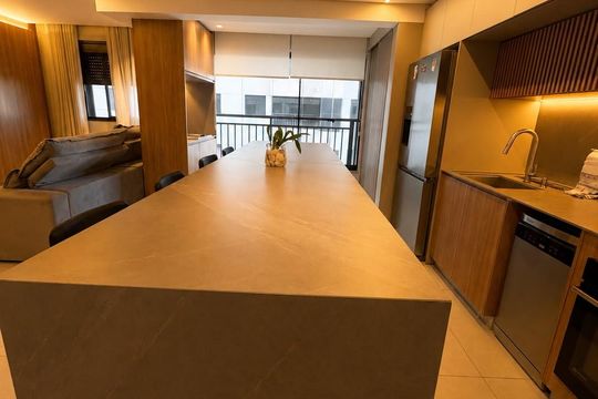 Cozinha de apartamento à venda com 2 quartos, 69m² em Alphaville, Barueri