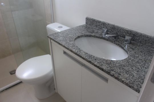 Banheiro da Suíte de apartamento para alugar com 2 quartos, 69m² em Mauá, São Caetano do Sul