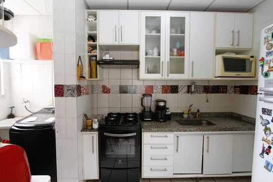 Cozinha de apartamento à venda com 3 quartos, 85m² em Buritis, Belo Horizonte