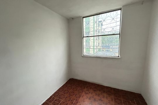 Quarto 1 de apartamento para alugar com 2 quartos, 60m² em Realengo, Rio de Janeiro