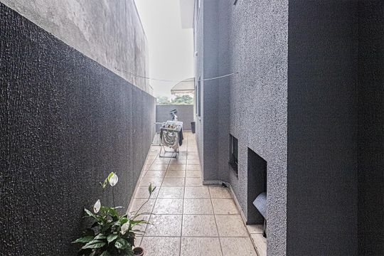 corredor lateral_2 de casa para alugar com 3 quartos, 400m² em Vila Brasilio Machado, São Paulo