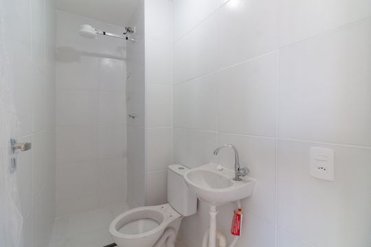 Banheiro de apartamento para alugar com 2 quartos, 31m² em Jaguaré, São Paulo
