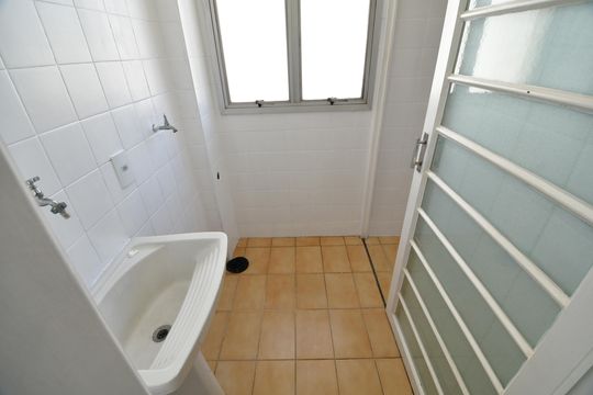Área de Serviço de apartamento para alugar com 1 quarto, 59m² em Cambuí, Campinas