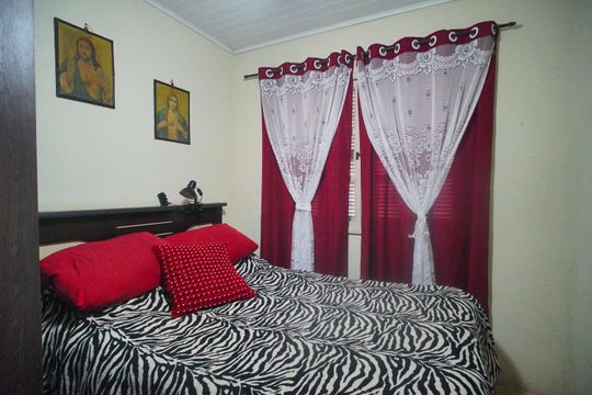 Quarto 1 de casa para alugar com 2 quartos, 180m² em Campestre, São Leopoldo