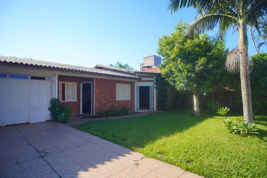 quintal de casa para alugar com 2 quartos, 180m² em Campestre, São Leopoldo