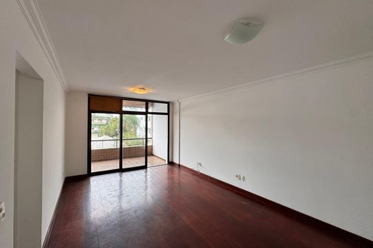 Sala de apartamento para alugar com 2 quartos, 83m² em Recreio dos Bandeirantes, Rio de Janeiro