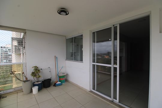 Sala - Varanda de apartamento para alugar com 3 quartos, 75m² em Barra da Tijuca, Rio de Janeiro