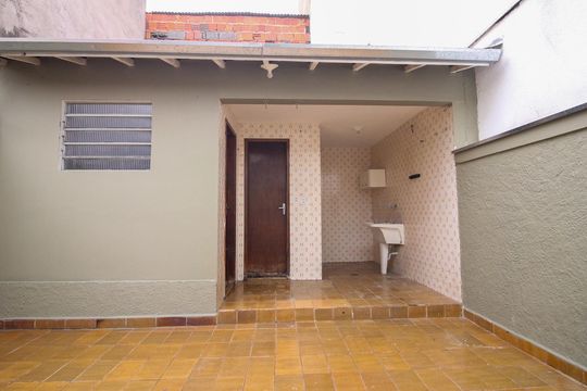 Casa para alugar com 2 quartos, 75m² em Vila Ivone, São Paulo