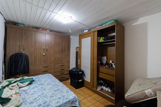 Quarto 1 de casa para alugar com 2 quartos, 156m² em Jardim Itapemirim, São Paulo