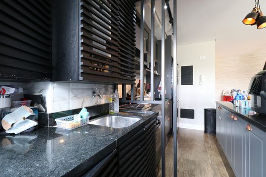 Cozinha de apartamento para alugar com 2 quartos, 79m² em Vila Anastácio, São Paulo