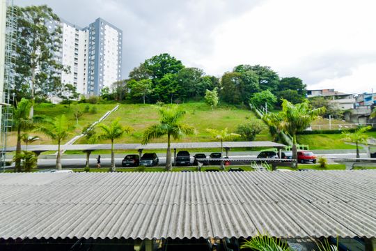 Vista Quarto 1  de apartamento à venda com 2 quartos, 52m² em Vila Bremen, Guarulhos