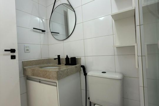 Banheiro de apartamento para alugar com 1 quarto, 33m² em Águas Claras, Brasília