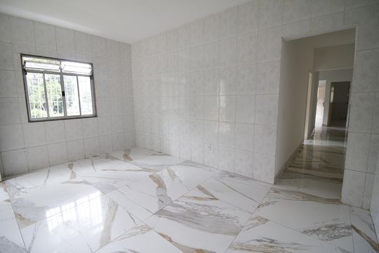 Cozinha de apartamento para alugar com 3 quartos, 110m² em Taquara, Rio de Janeiro