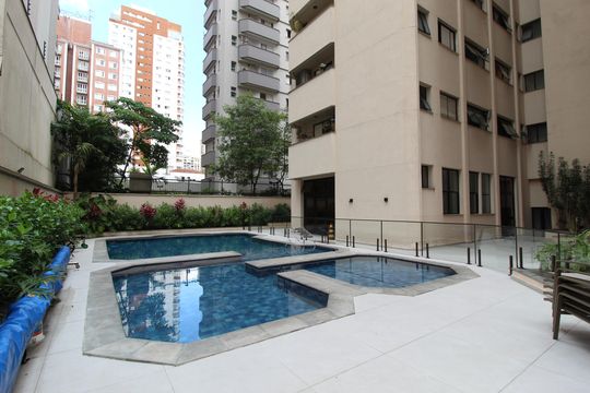 Área Comum - Piscina de apartamento para alugar com 3 quartos, 155m² em Indianópolis, São Paulo
