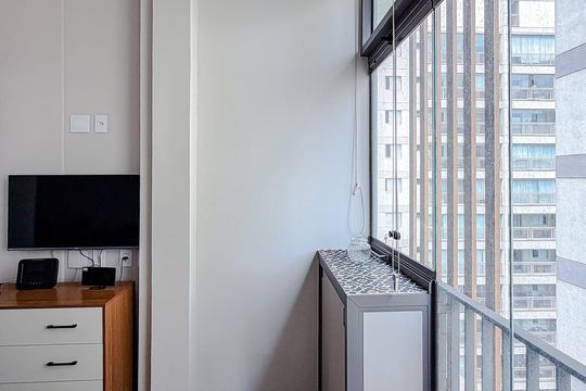Varanda de kitnet/studio para alugar com 1 quarto, 27m² em Vila Mariana, São Paulo