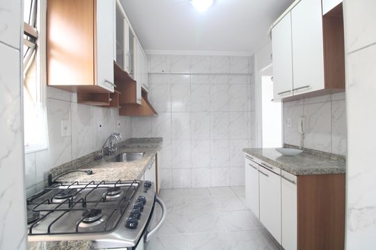 Cozinha de apartamento à venda com 2 quartos, 48m² em Vila Emir, São Paulo