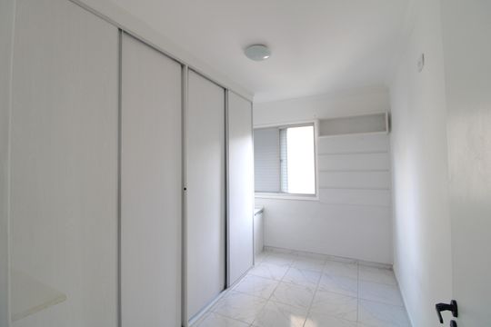 Quarto 2 de apartamento à venda com 2 quartos, 48m² em Vila Emir, São Paulo